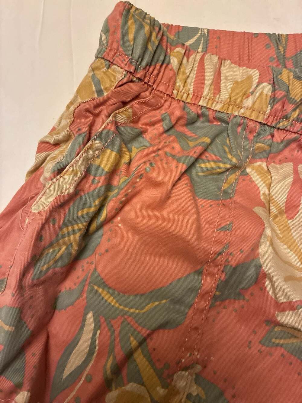 Cynthia Rowley 100% Lyocell Coral Tropical Floral Drawstring Shorts Size Large - Picture 3 of 7
